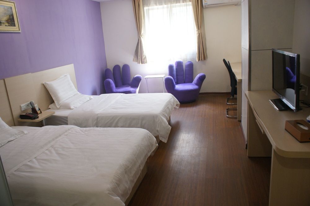 Yixin Business Hotel Гуанджоу Екстериор снимка
