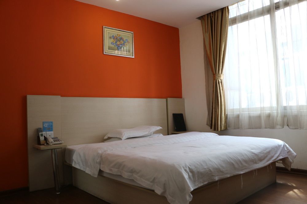 Yixin Business Hotel Гуанджоу Екстериор снимка